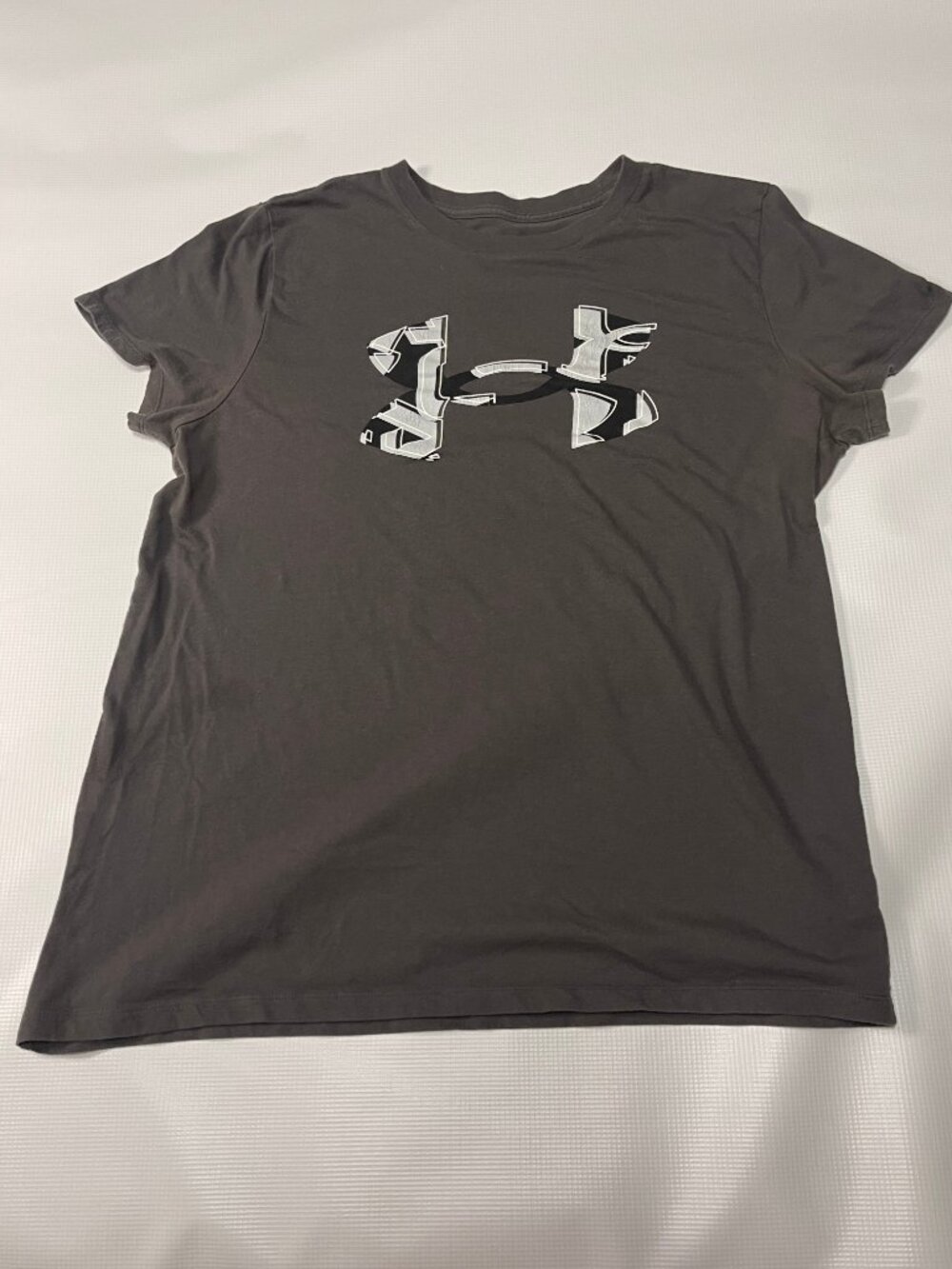 Under Armour Women's Charcoal HeatGear Loose Fit Big Logo T-Shirt, Size XL